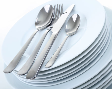 assiettes et couvert