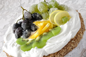 Cake with fresh fruit