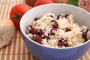Couscous mit Kidneybohnen