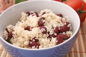 Couscous mit Kidneybohnen