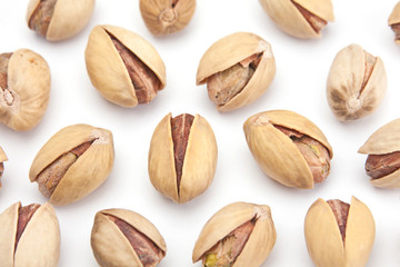 Dry salted pistachio