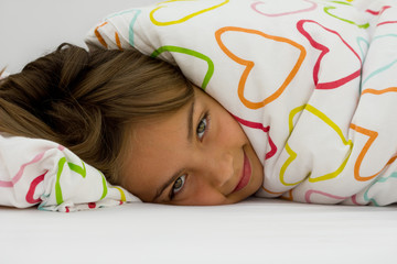allongée dans son lit © Eléonore H