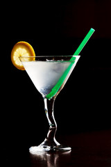 margarita cocktail with lemon