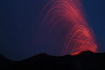 Tableaux sur verre Volcan éruption volcanique