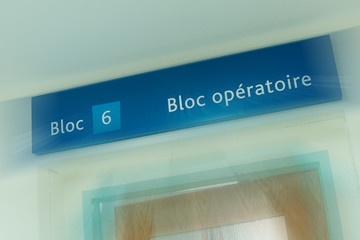 Operating room sign