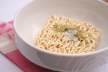 Mie Nudeln