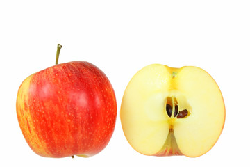 Apfel bzw. Apfelhälfte freigestellt