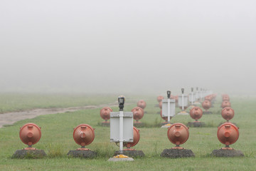 Nebelfeuer am Flughafen