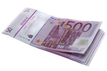 10 000 Euro in 500 Euro-Scheinen