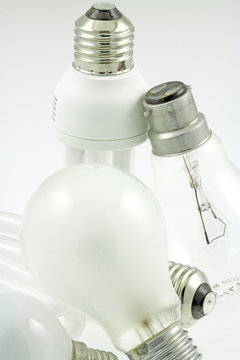 ampoules &eacute;lectriques