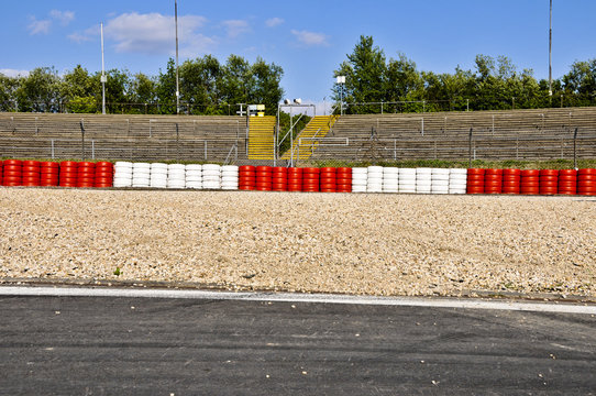 Formel 1 - Rennstrecke, Sicherheitszone, Zuschauertrib&uuml;ne