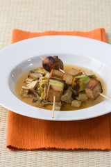 Asiatische vegetarische Spieße