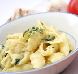 Nudeln mit Käsesoße