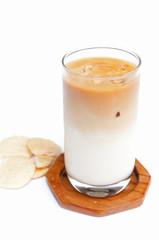 Ice tea lata and biskuit on isolate background.