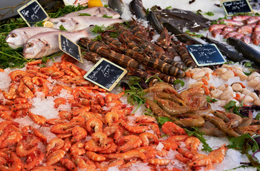Market table with fish anf shrimps