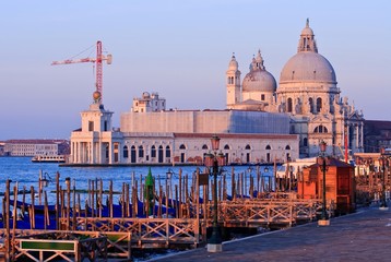 Fototapeta na wymiar Santa Maria Della Salute, Grand canal Venice