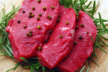 filetto crudo al pepe verde