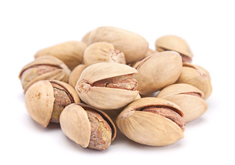 Dry salted pistachio