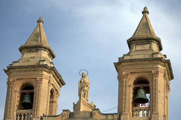 Fototapeta na wymiar Fasada kościoła Marsaxlokk, Malta