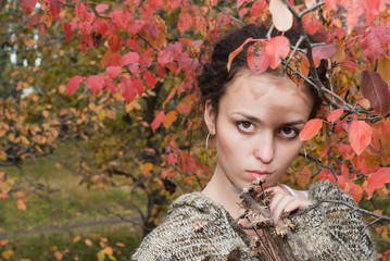 Fototapeta premium girl with dry flowers