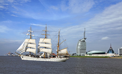 Panorama mit Segelschiff