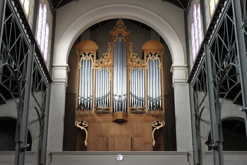 Orgue de l'église Notre Dame du Travail à Paris	