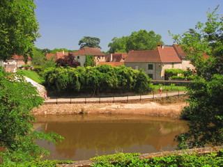 Fototapeta na wymiar Saint-Léon-sur-Véz?re; Czarny Périgord; Aquitaine