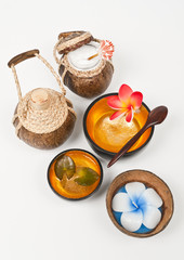 Two golden bowls with spa set