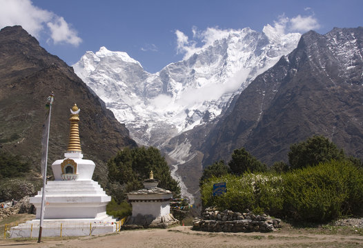 Buddhist Stupa at Tengboche in the Himalayas. Nepal