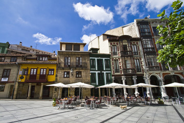 Terrazas en Avil&eacute;s