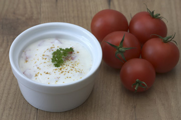 Tomaten Raita