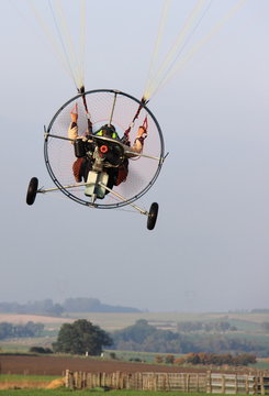 L'envol du paramoteur