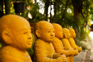 Fototapeta na wymiar thai monk sculpture