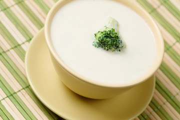 Cauliflowers and broccoli cream soup