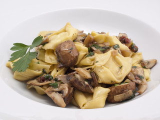 Tortellini mit Champignons