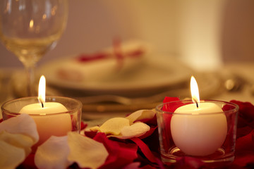 Dekoration mit Kerzen