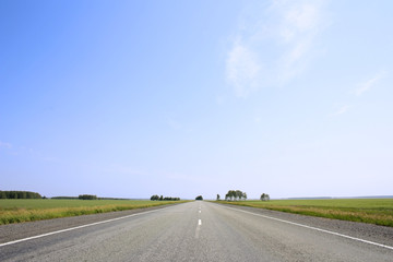 Дорога, уходящая к горизонту