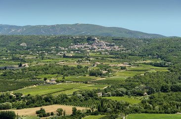 Fototapeta na wymiar provence hill town france