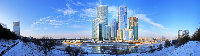 Fototapeta na wymiar Moscow. Skyscrapers on the banks of river. Business Centre