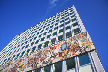 architecture socialiste, réalisme socialiste