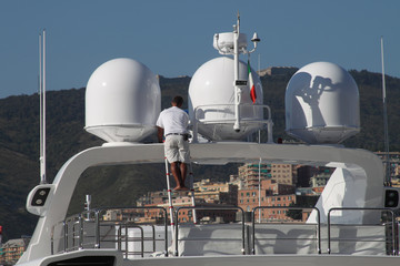 Marinaio lava yacht