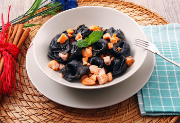 ravioli di pesce al salmone