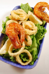 Frittura di anelli di calamari e mazzancolle 5
