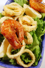 Frittura di anelli di calamari e mazzancolle 4