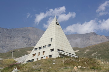 Pyramidal Church