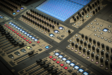 audio mixer