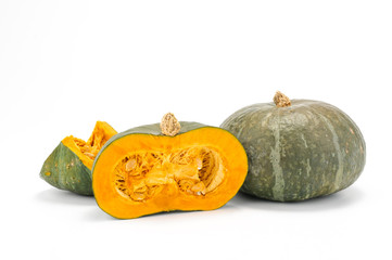 Zucca intera e tagliata
