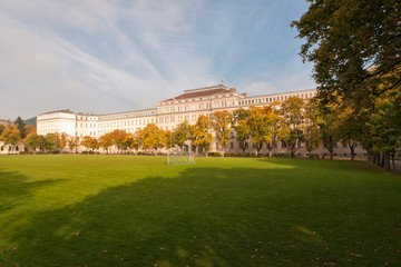 HTL Mödling © Blende-8