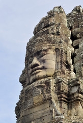 stone face in angkor