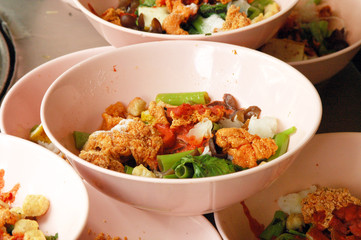 Brewed bean curd noodle